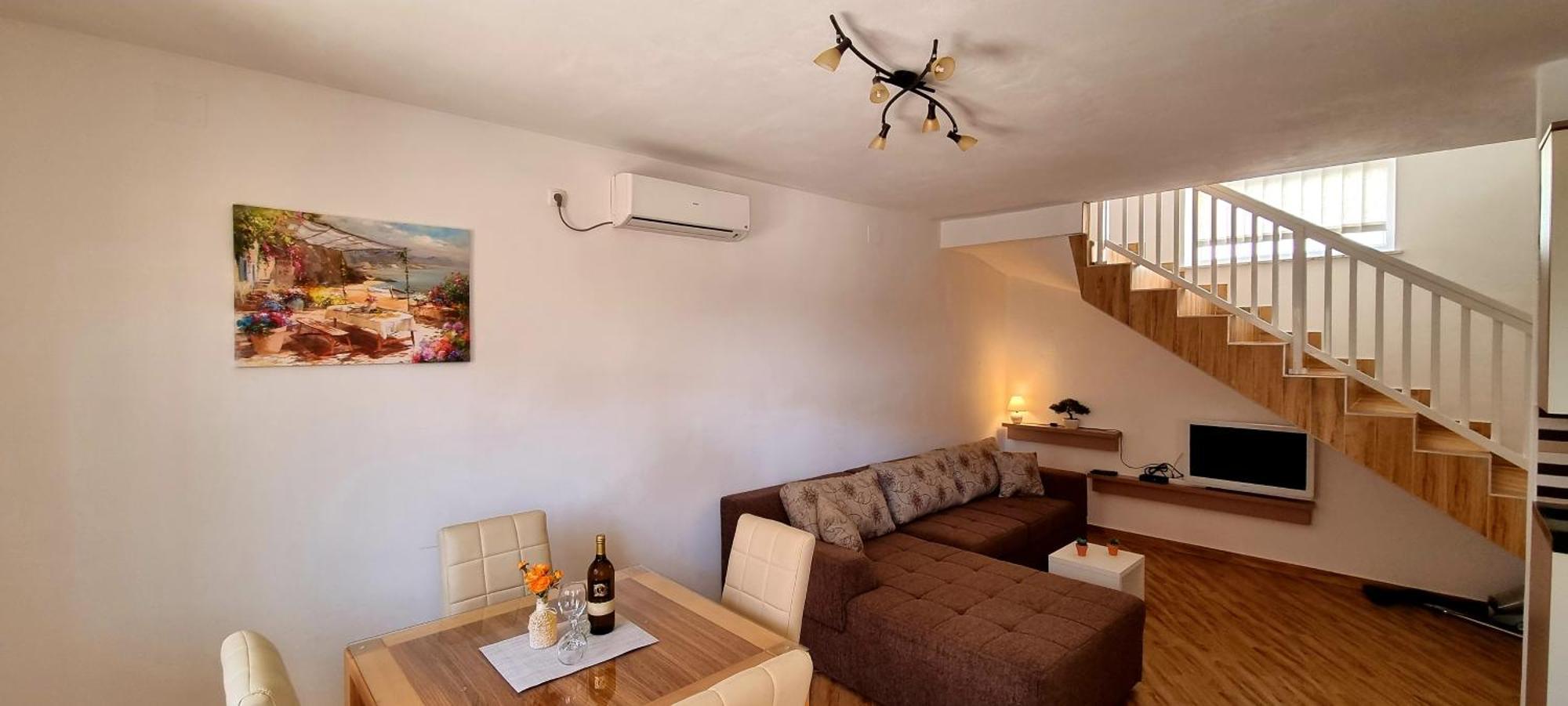 Apartment Alexandra Vir Luaran gambar
