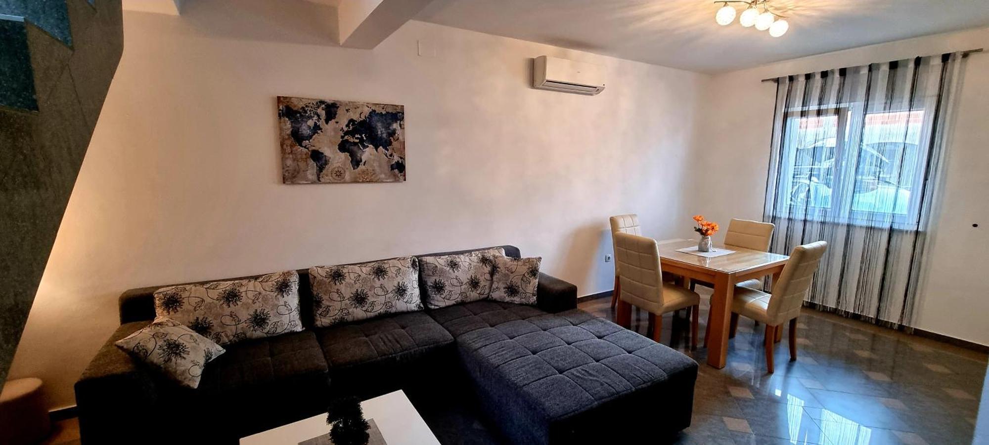 Apartment Alexandra Vir Luaran gambar